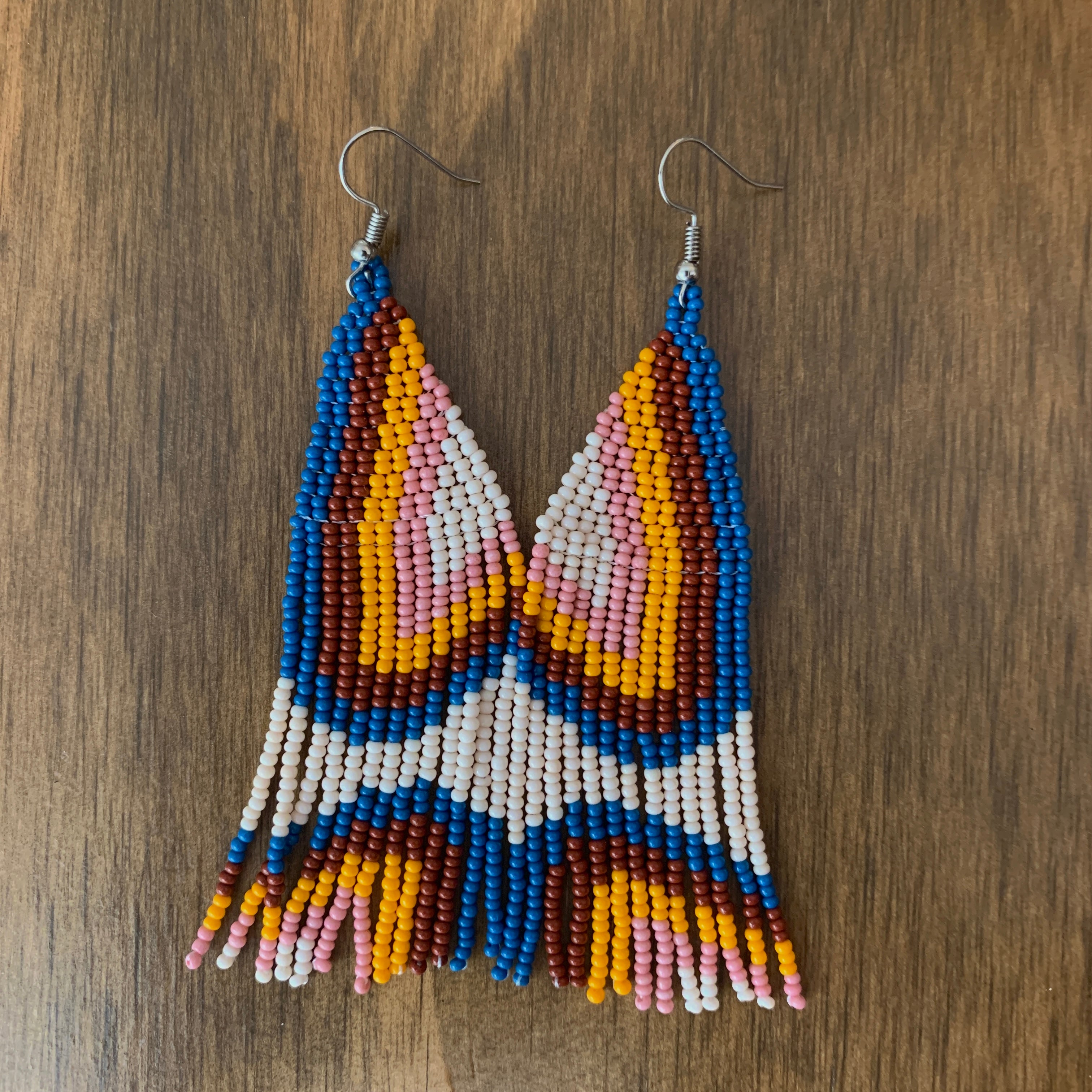 Naya Beads Aretes Largos Multicolor