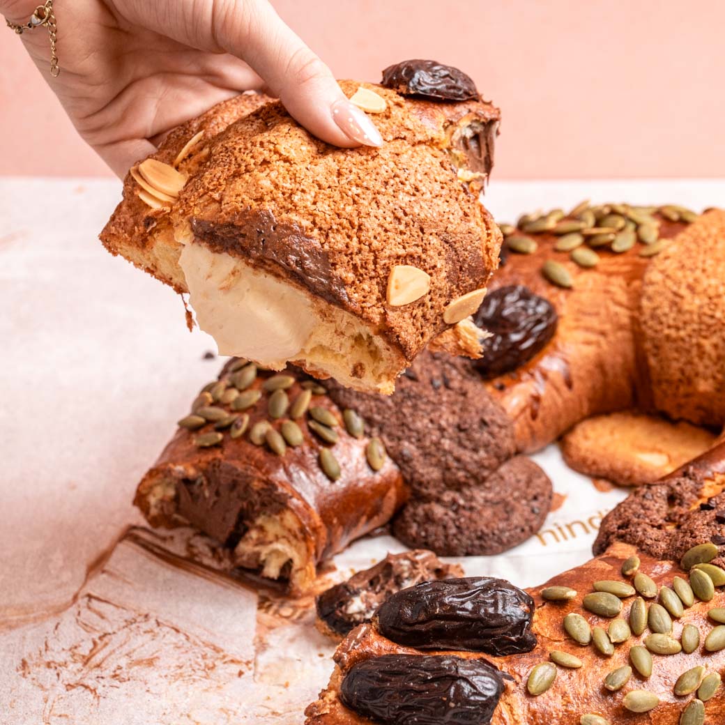 Rosca de reyes artesanal de masa madre de casa hindie